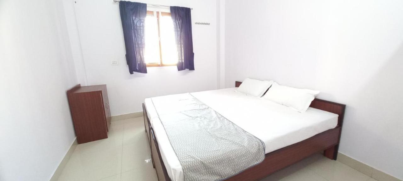 Grg Guest House Near Rani Ghat Varanasi Luaran gambar